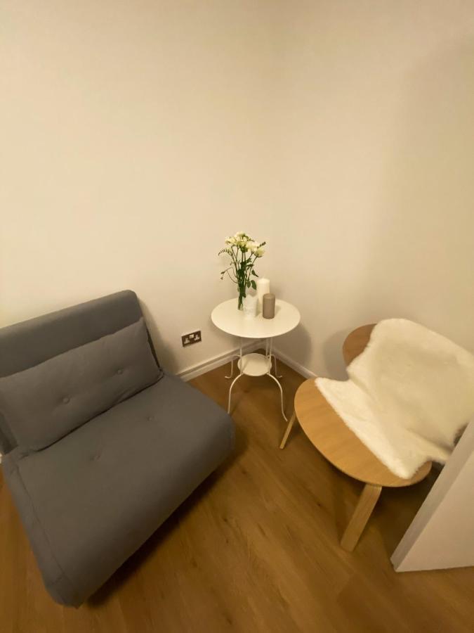 Lovely One Bedroom Flat In The Heart Of Londres Extérieur photo